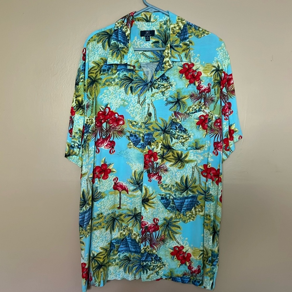 Hawaiian styled shirt